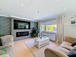 42, Sunnymere Drive, Darwen BB3 1RH