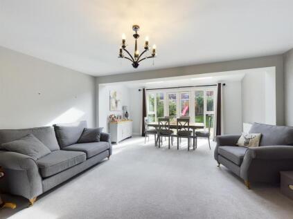 Ifield, Crawley. RH11 0FY