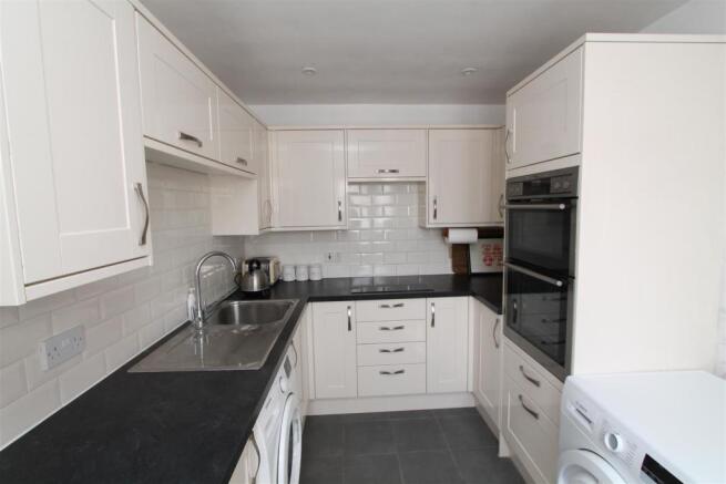 Annex Kitchen.JPG