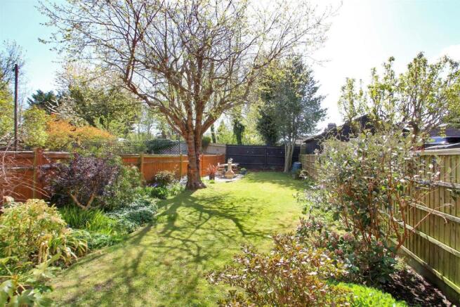 Rear Garden Aspect.jpg