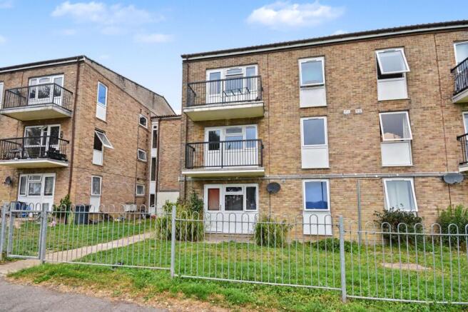 22 Coles Place, Chard, Somerset, TA20 2BA
