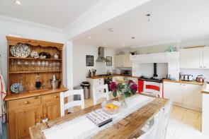 Ashdown House, New Road, Midhurst GU29 9HY