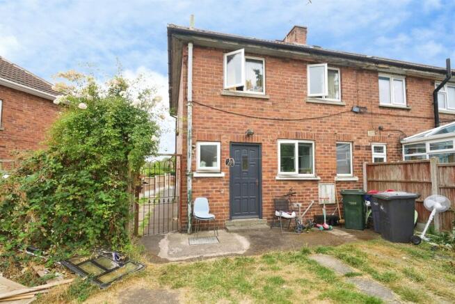 3 bed Semi-Detached for sale Image 11