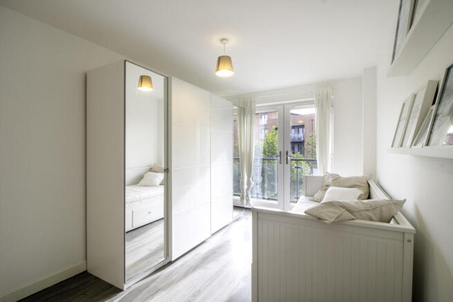 2 bed Flat to rent Image 8