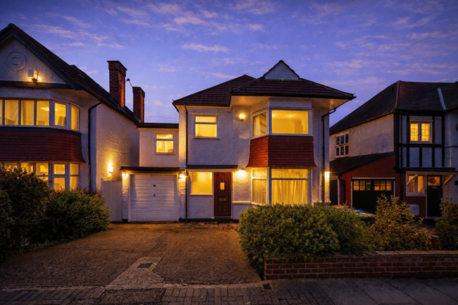 External Grendon Gardens - TWILIGHT