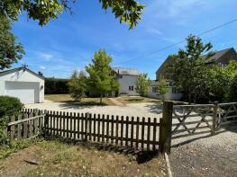4 Bunnies Lodge, Towcester Road, Towcester NN12 8UB