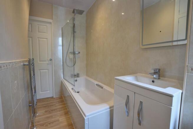 Bath 3.jpg