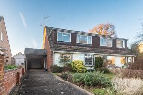 10, Stockbridge Way, Yateley GU46 6DS