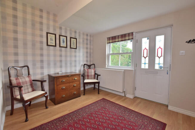 3 bed Detached to rent Image 5