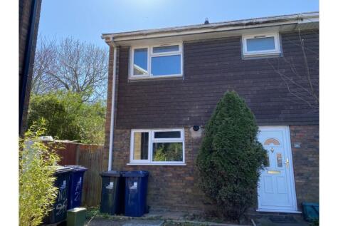 Abbott Close, Northolt, UB5