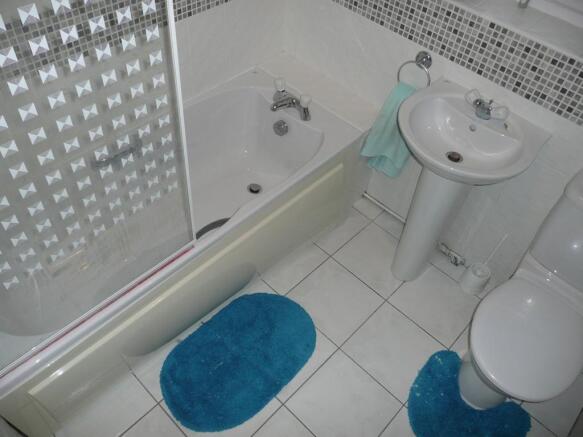 Family bathroom