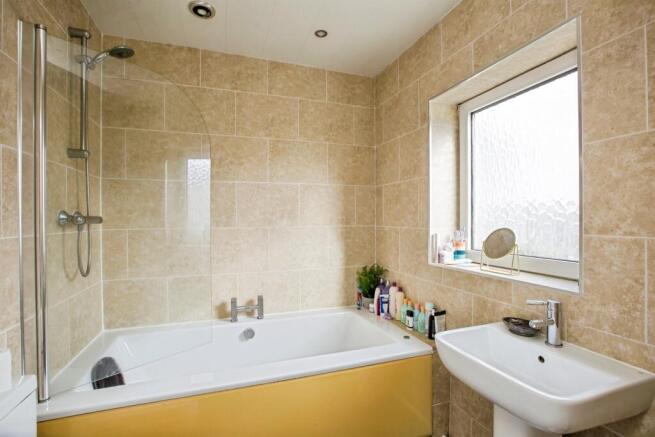 2 bed Semi-Detached for sale Image 8