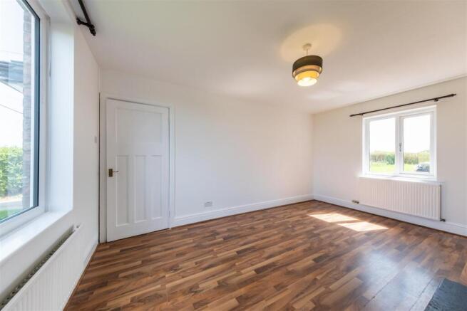4 Whalley Drive-006.jpg