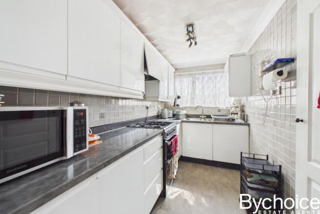 CAM05454G0-PR0192-STILL001