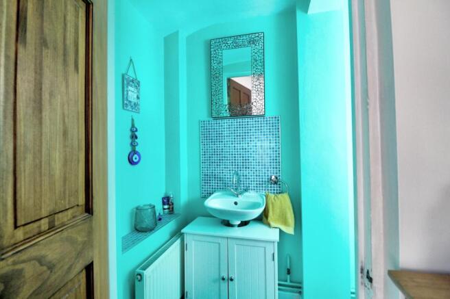IMG_2242_3_4_Interior 4