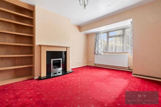 Rawlins Close 1 MV-1.jpg