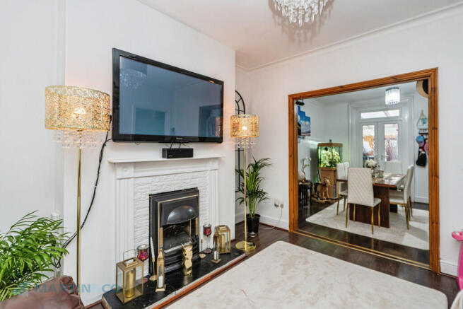 gu215hb-fa-dsc061...