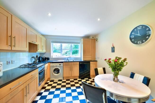 Kitchen/Breakfast Ro