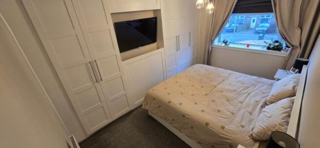3 bed Terraced for sale Image 12