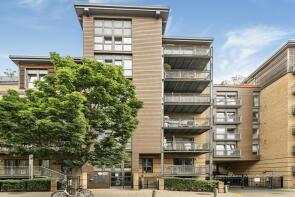 Flat 48, Fenland House, Harry Zeital Way, Hackney, London E5 9RP