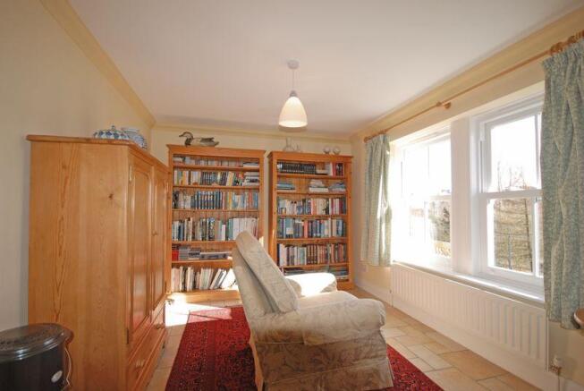 Photo 16