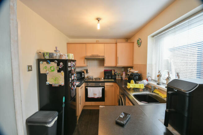 3 bed Terraced for sale Image 5