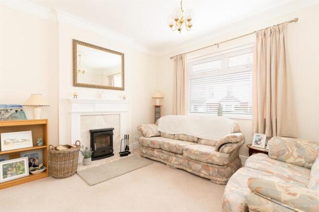 14 Corbett Crescent, Caerphilly-SWPP-WEB-21.jpg