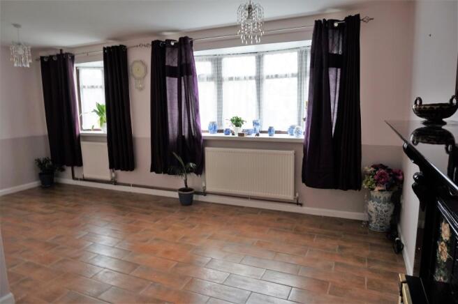 Sitting room 3
