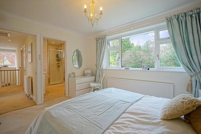 Master En-suite