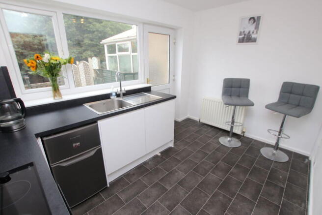 2 bed Town House for sale Image 9