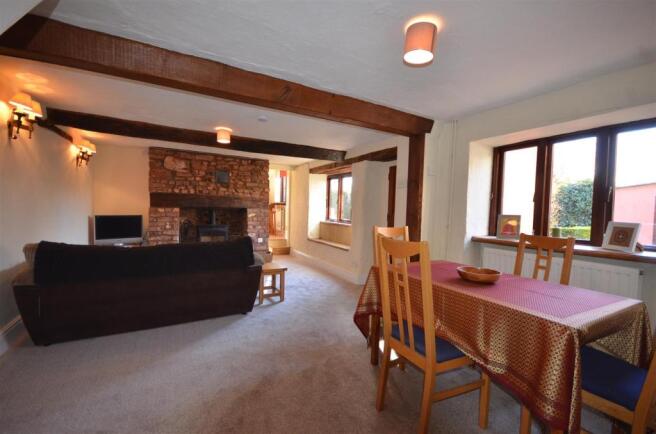 Sitting/Dining Room