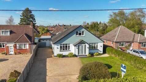 Hightown Road, Ringwood, BH24
