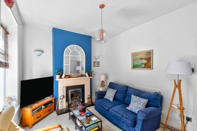3 bed Terraced for sale Image 6