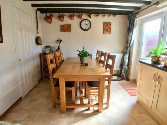 Dining Area2