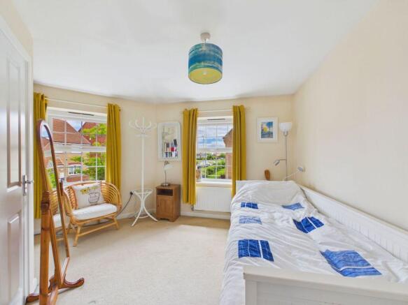 4 bed Detached for sale Image 7