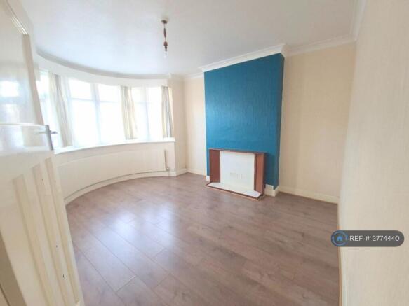 Ground Floor Bedroom 1 - Double