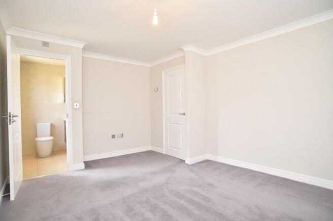 4 bed End of Terrace for sale Image 11