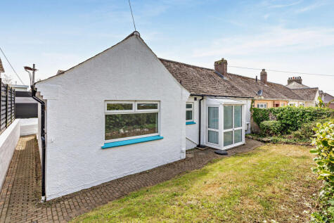 Leader Road, Newquay, TR7