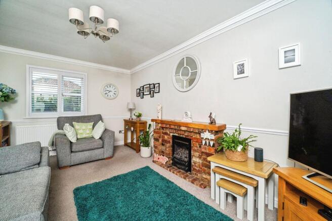 Living room pic 2