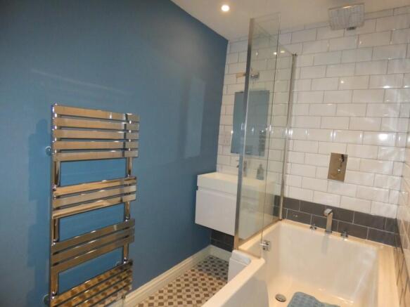 2 bed Cottage for sale Image 10