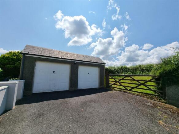 Double Garage