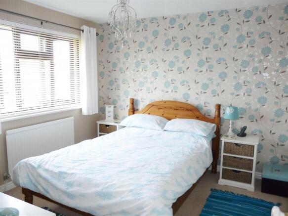 bed 1