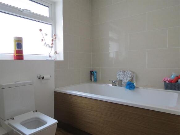 Family Bathroom: