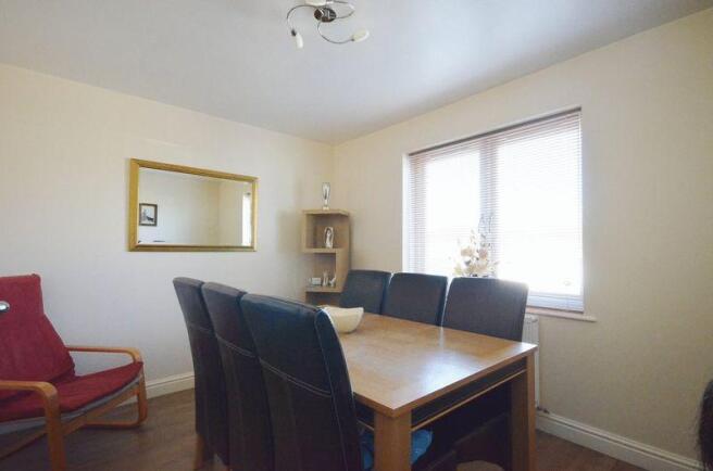 Family/dining room