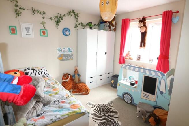Photo 8