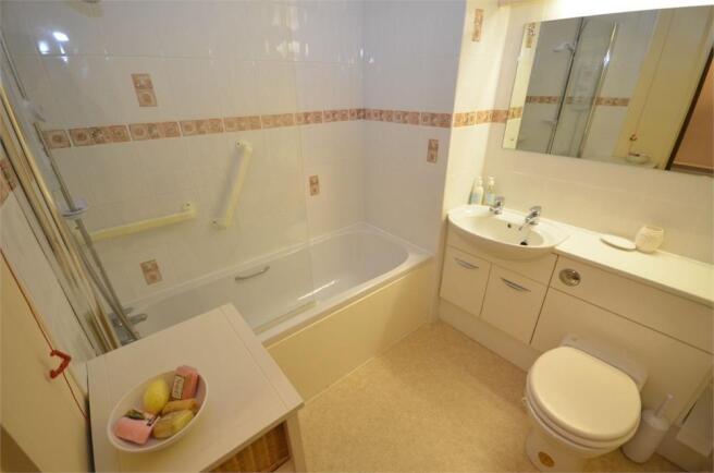 Photo 6
