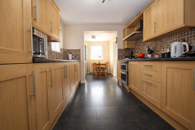 Kitchen / Breakfast Room