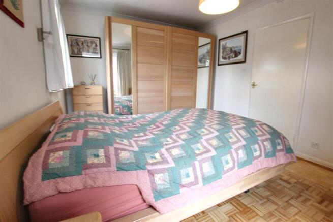 3 bed Semi-Detached for sale Image 11
