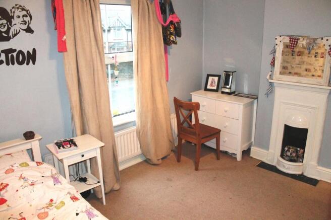 Bedroom 2 (Double)
