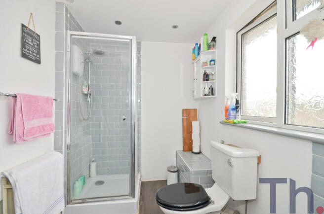 Shower Room.JPG
